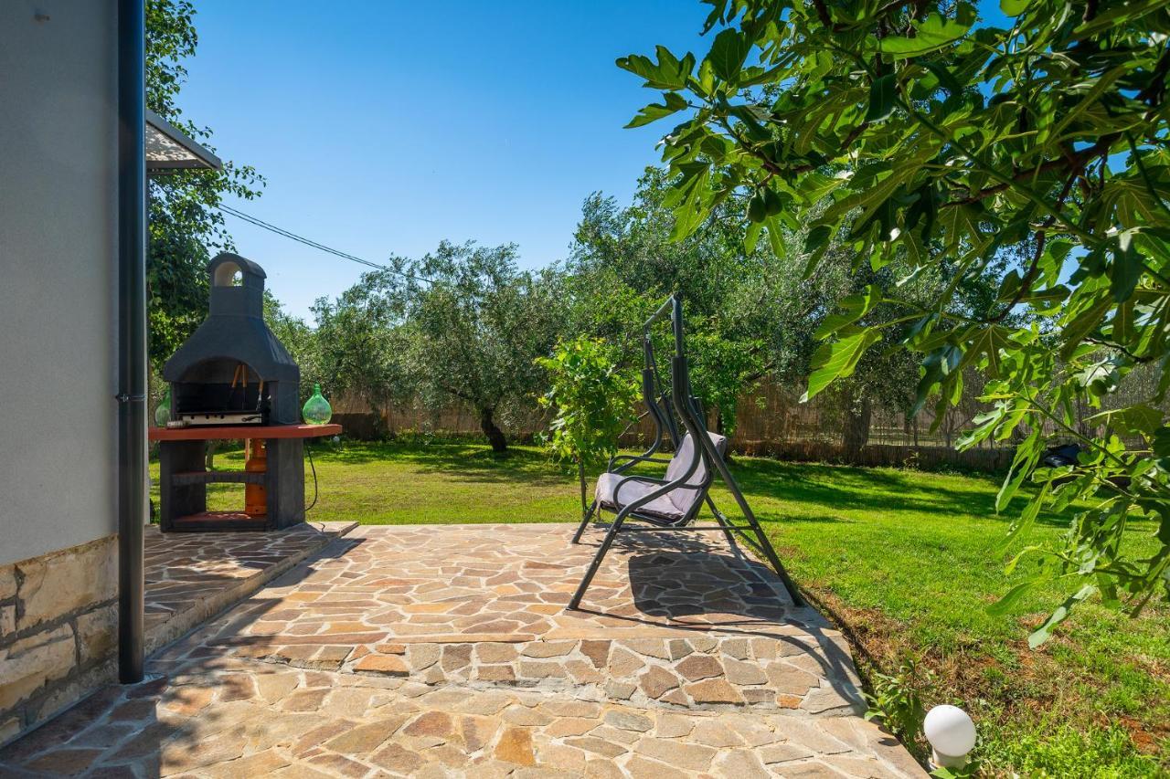 Holiday House Chill Out Loborika Pula 6 Persons Marčana Extérieur photo